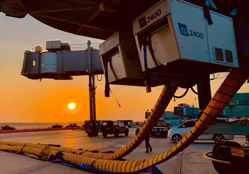 معدات الدعم الأرضي في المطار